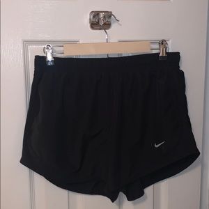 All Black Nike Tempo Shorts 🖤